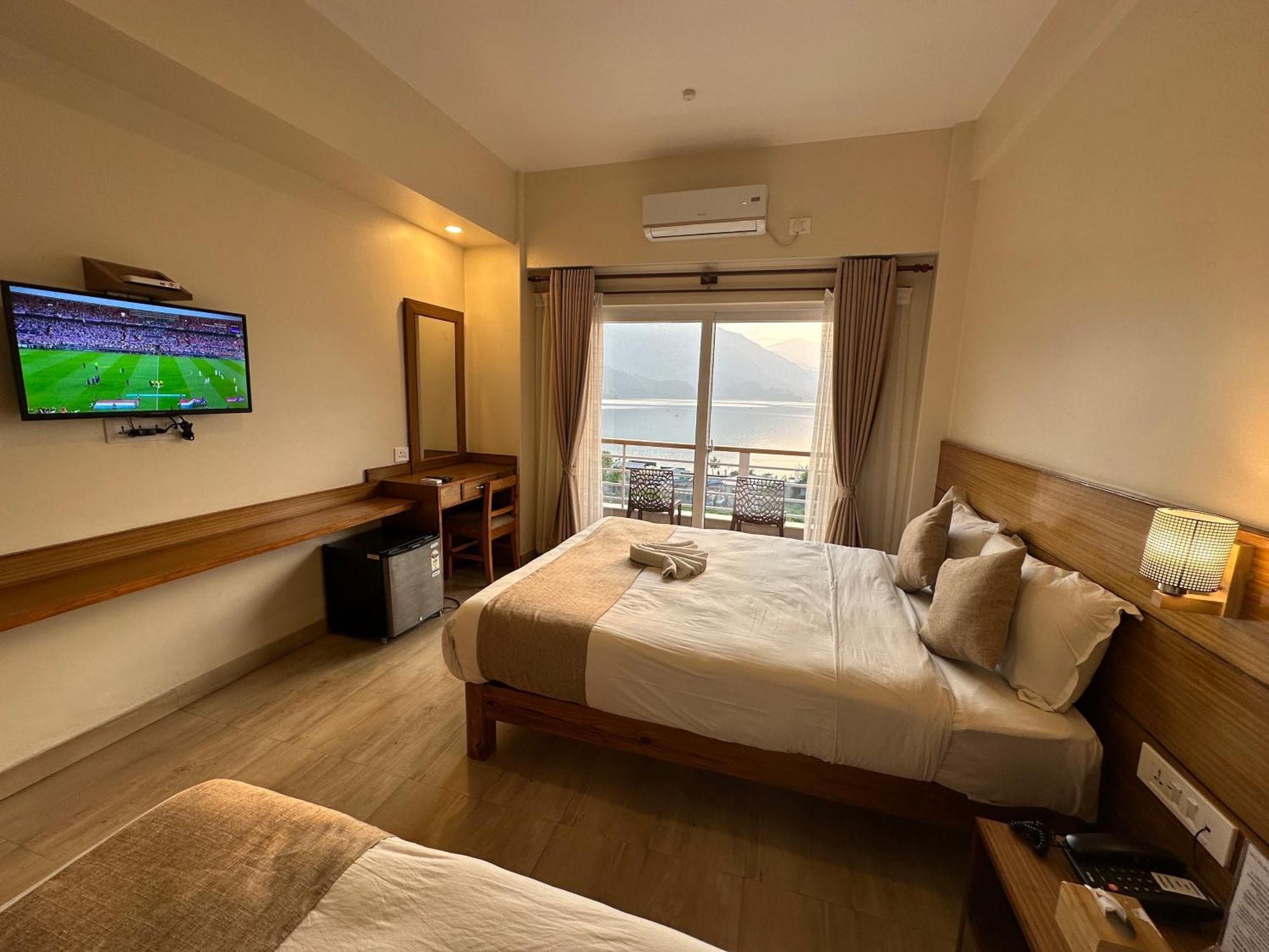Urban Boutique Hotel Pokhara Eksteriør bilde