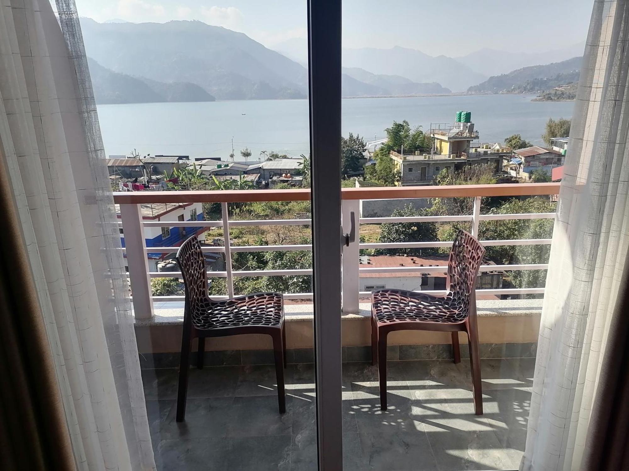 Urban Boutique Hotel Pokhara Eksteriør bilde