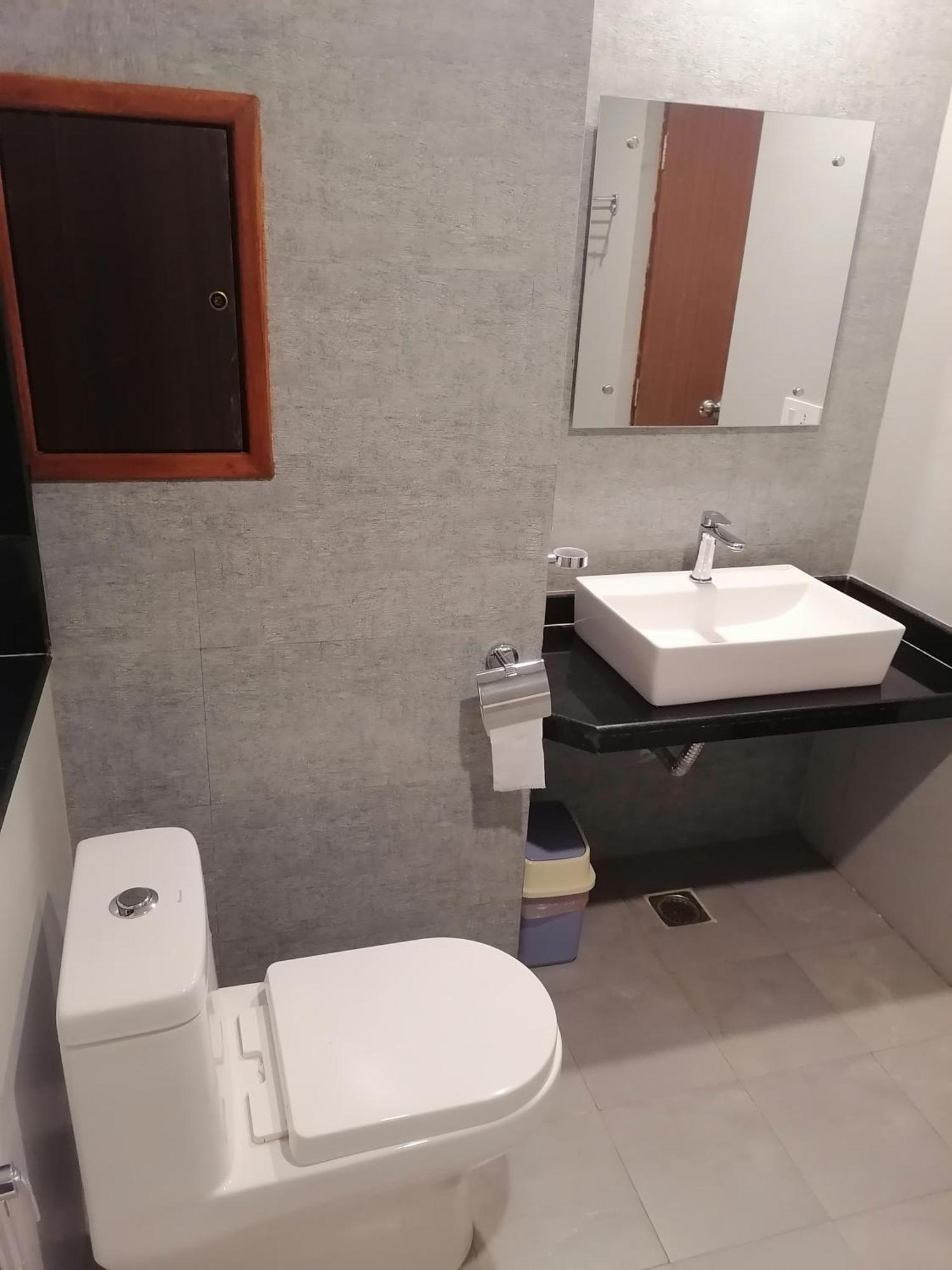 Urban Boutique Hotel Pokhara Eksteriør bilde